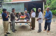 លោកវរសេនីយ៍ឯក សោម សុភ័ណ្ឌ  បានបន្តដឹកនាំក្រុមការងារ នាំយកសម្ភារ គ្រឿងប្រើប្រាស់ប្រចាំថ្ងៃ និងថវិកា ទៅចែកជូនប្រជាពរដ្ឋ០១ គ្រួសារដែលមានជីវភាពខ្វះខាតខ្លាំង នៅឃុំតាសួស!