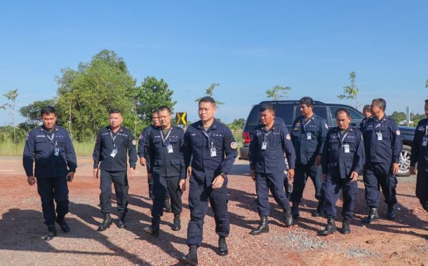 ឧត្តមសេនីយ៍ត្រី សៀ ទីន បានបន្តចុះត្រួតពិនិត្យមូលដ្ឋាន​កងរាជអាវុធហត្ថ​ក្រុងរុនតាឯកតេជោសែន ពីតួនាទីភារកិច្ច និងវឌ្ឍនភាពការងារ !