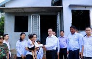 ឯកឧត្តម អ៊ុន ចាន់ដា អញ្ជើញចូលរួមពិធីបុណ្យខួប ១០០ថ្ងៃ របស់វីរកងទ័ព សៀង សាត និងចុះពិនិត្យវឌ្ឍនភាពការងារសាងសង់ផ្ទះ ជូនគ្រួសាវីរយុទ្ធជន អំណោយដ៏ថ្លៃថ្លារបស់លោកជំទាវបណ្ឌិត ពេជ្រ ច័ន្ទមុន្នី ហ៊ុន ម៉ាណែត ស្ថិតនៅស្រុកចំការលើ